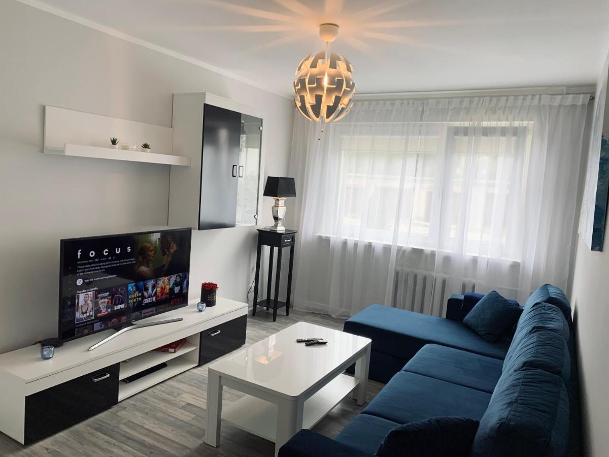 You'Ll Love This Large Apartment! Free Parking! 塔林 外观 照片