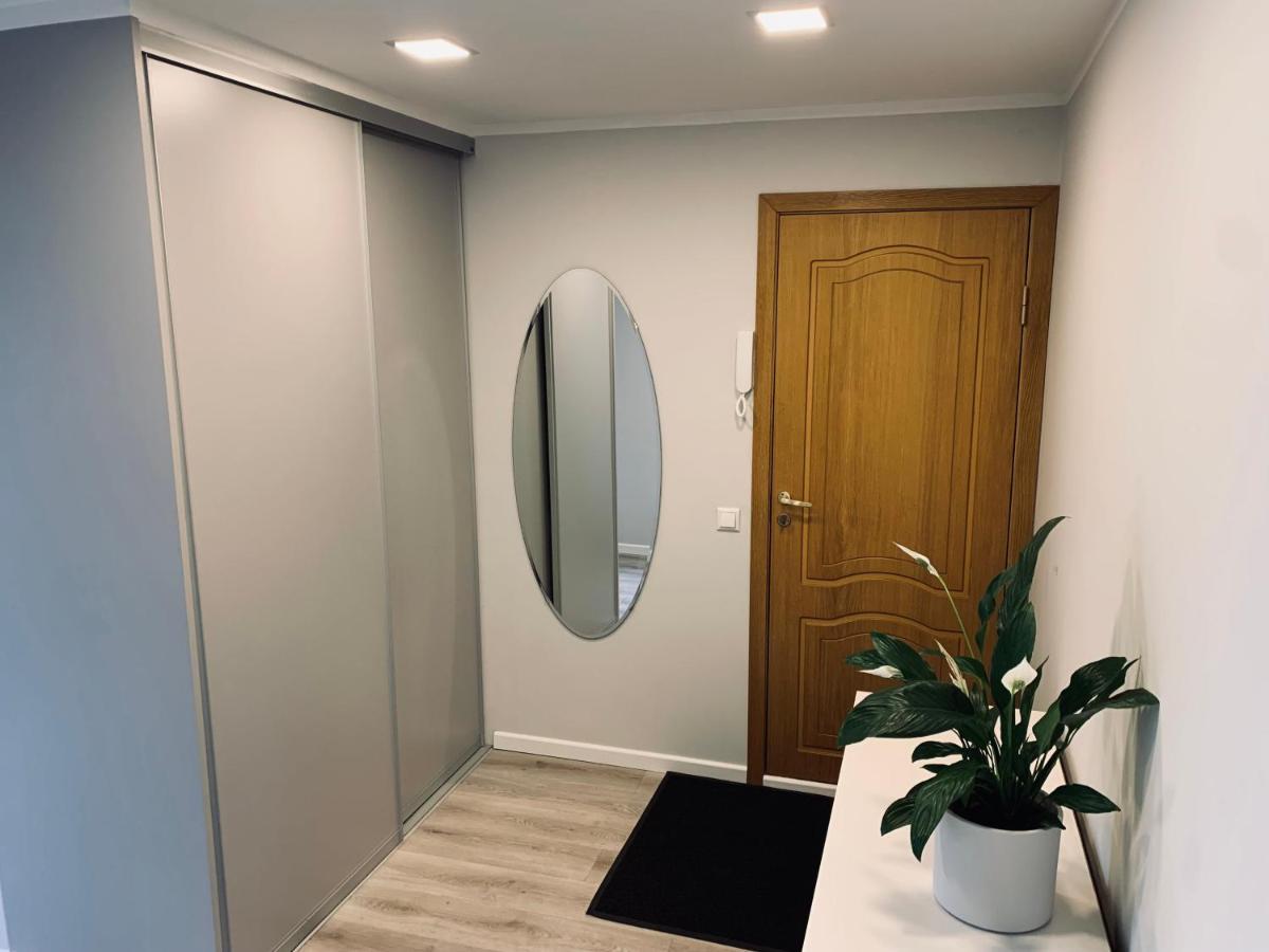 You'Ll Love This Large Apartment! Free Parking! 塔林 外观 照片
